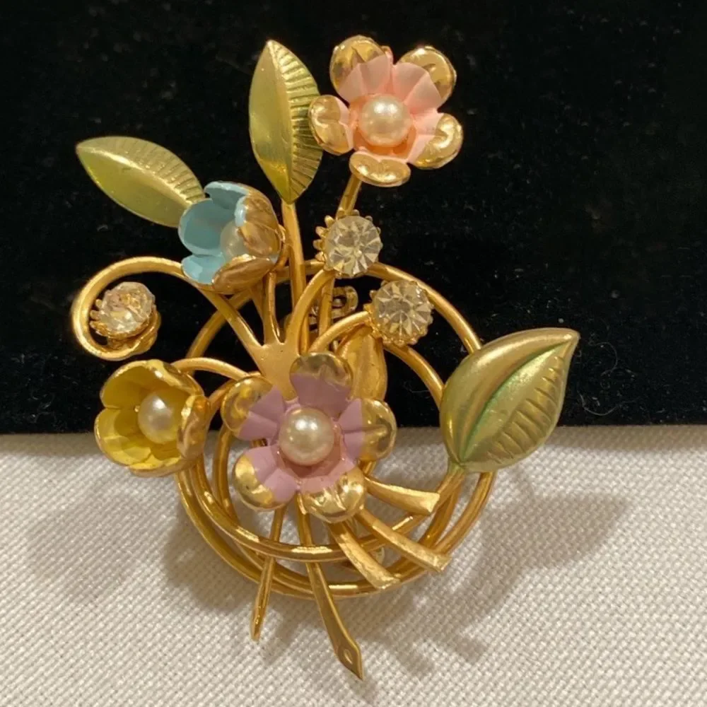 Vintage Gold Enamel And Pearl Flower Spray Brooch
